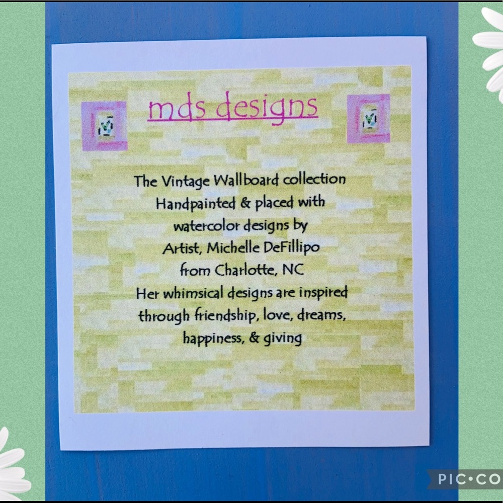 •Set of 2 Vintage Wooden Wallboard Collection• - Picture 2 of 2